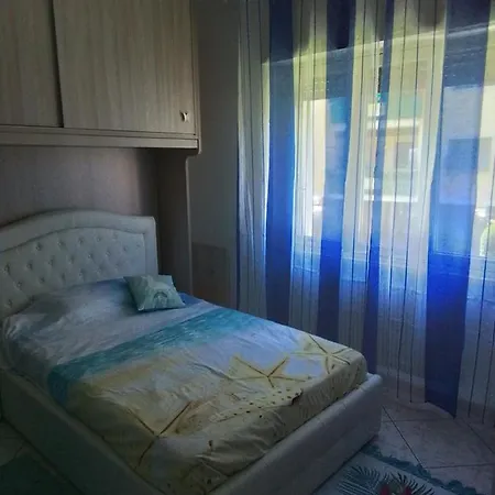 홈스테이 Casa Di Max - Private In With Shared Bathroom Free Parking